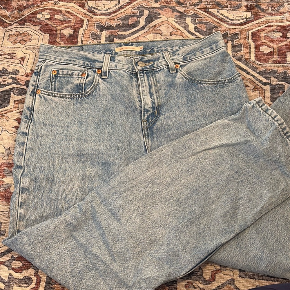 LEVI low pro straight jean